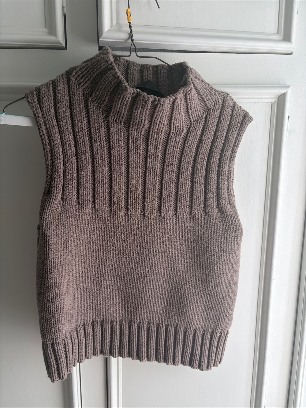 Zara Taupe Ribbed Mock Neck Sleeveless Sweater Vest